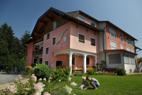 Pirker's Familienpension, Drobollach Am Faakersee, Österreich